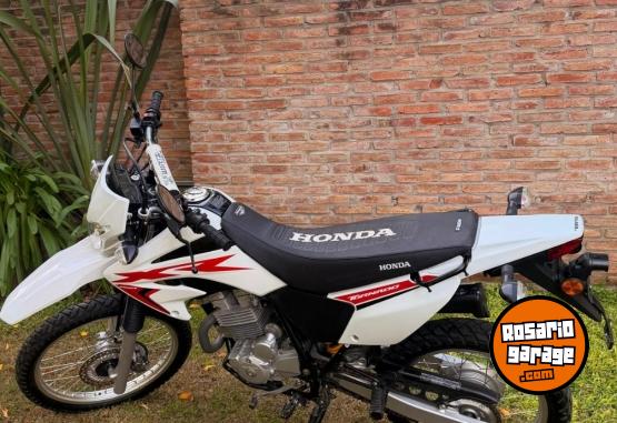 Motos - Honda Nuevo 2024 Nafta 6500Km - En Venta