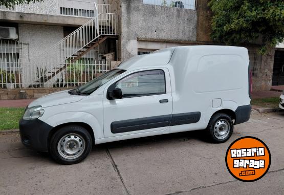 Utilitarios - Fiat Fiorino 2015 Nafta 205000Km - En Venta