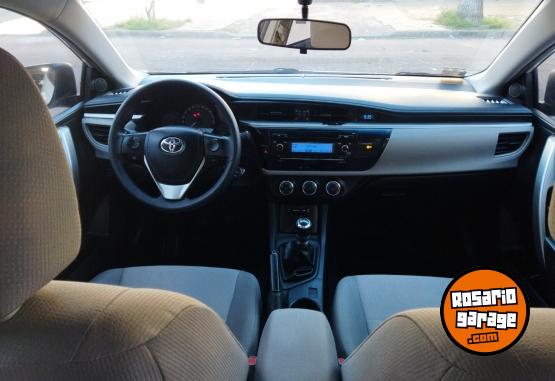 Autos - Toyota COROLLA XLI PACK 2015 Nafta 99000Km - En Venta