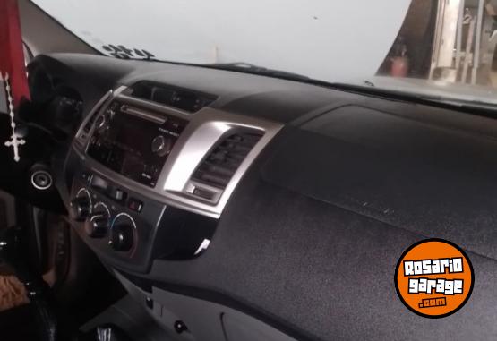 Camionetas - Toyota Hilux 2014 Diesel 228000Km - En Venta