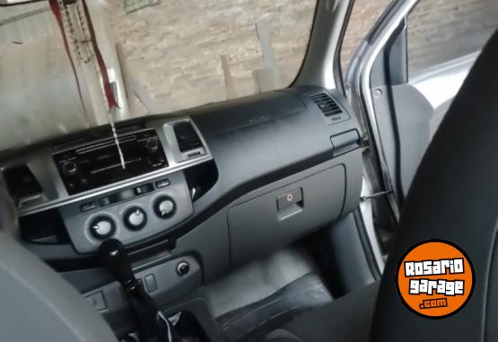 Camionetas - Toyota Hilux 2014 Diesel 228000Km - En Venta