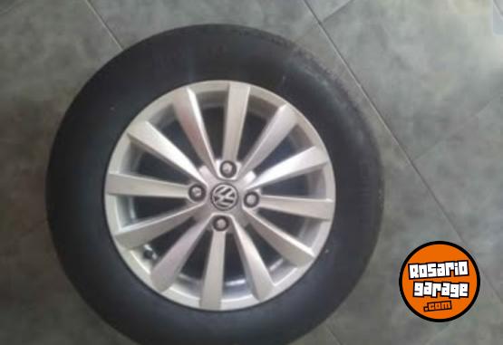 Accesorios para Autos - Cubierta m�s llanta para Saveiro OKM - En Venta