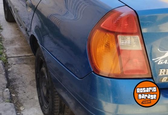 Autos - Renault Clio 2002 Nafta 250000Km - En Venta