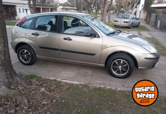Autos - Ford Focus Ambiente 1.6 2007 Nafta 162000Km - En Venta