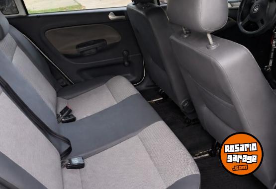 Autos - Volkswagen Voyage 2012 Nafta 246000Km - En Venta