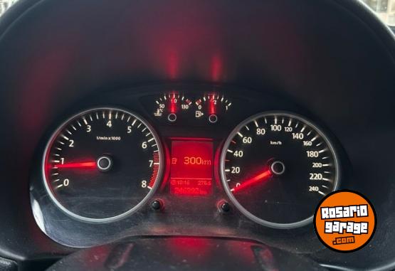 Autos - Volkswagen Voyage 2012 Nafta 246000Km - En Venta