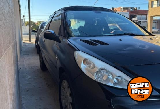 Autos - Peugeot 207 compact 2009 Nafta 209800Km - En Venta