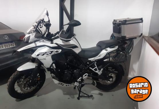 Motos - Benelli TRK 502X 2023 Nafta 13000Km - En Venta