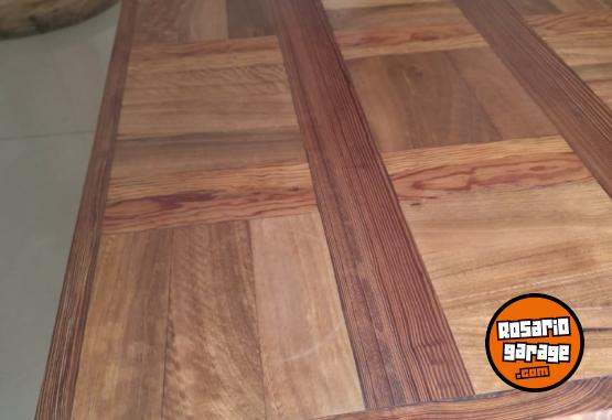 Hogar - Mesa ratona pinotea y parquet - En Venta