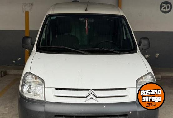 Utilitarios - Citroen berlingo furgon hdi 92 2022 Diesel 270000Km - En Venta