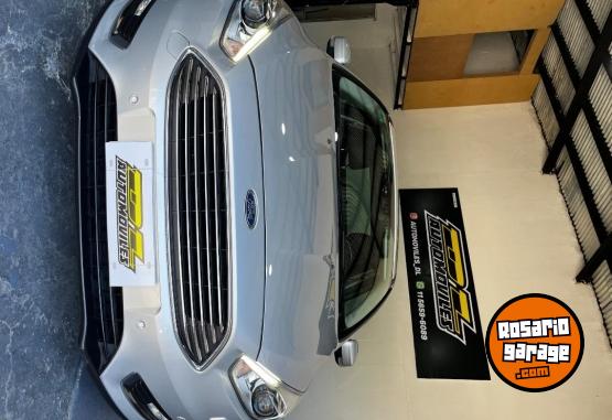 Autos - Ford Focus lll 2017 Nafta 128000Km - En Venta