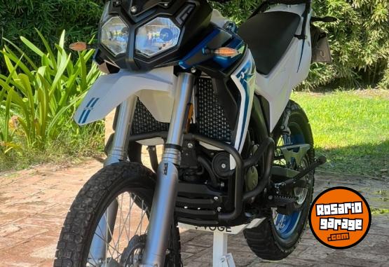 Motos - Voge Rally 300 2024 Nafta 5900Km - En Venta