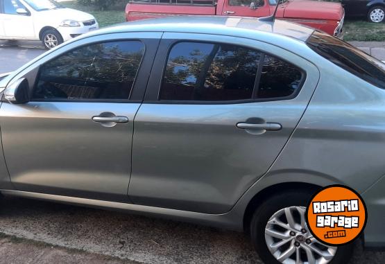 Autos - Fiat Cronos drive 2018 Nafta 97000Km - En Venta