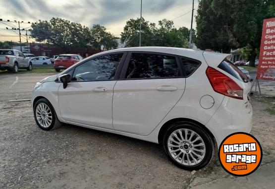 Autos - Ford FIESTA 2016 Nafta 80000Km - En Venta