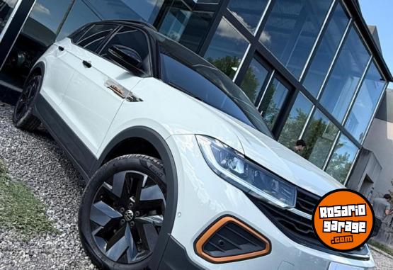 Autos - Volkswagen T-CROSS EXTREME 1.0T 200T 2025 Nafta 4500Km - En Venta