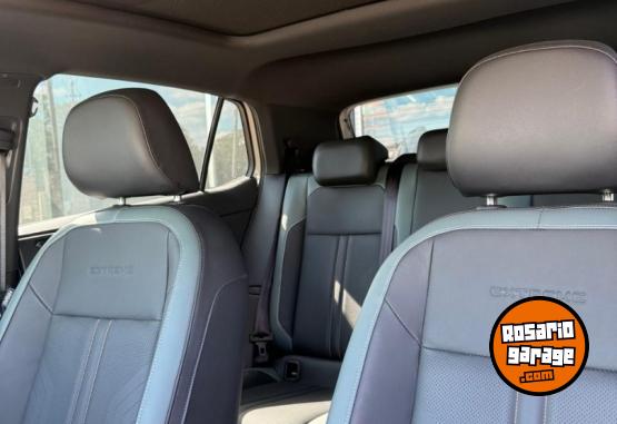 Autos - Volkswagen T-CROSS EXTREME 1.0T 200T 2025 Nafta 4500Km - En Venta