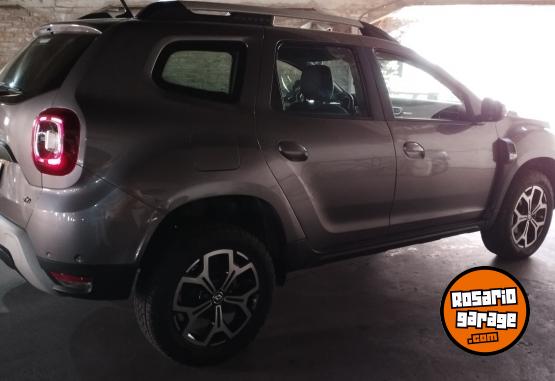 Camionetas - Renault DUSTER ICONIC 1.3T CVT 2023 Nafta 51600Km - En Venta