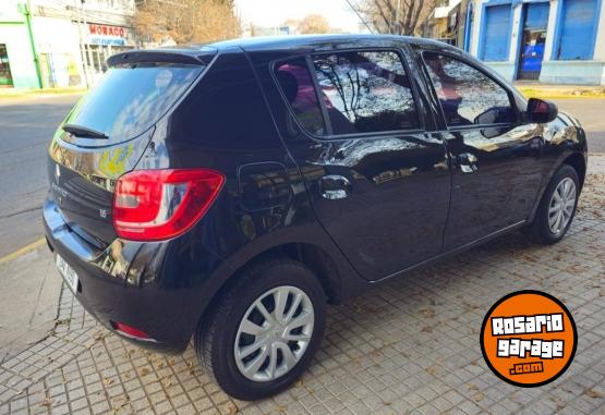 Autos - Renault SANDERO DYNAMIQUE NAV 2016 Nafta 125000Km - En Venta