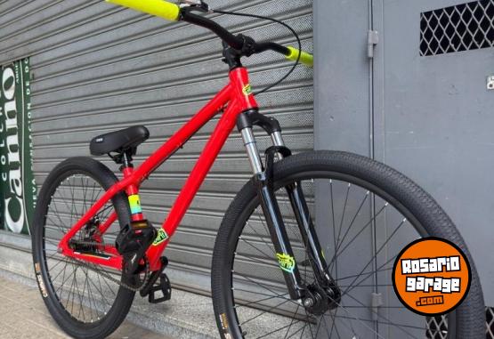 Deportes - BICICLETA STUNT GLINT R26 - HASTA 6 CUOTAS SIN INTERES!! - En Venta