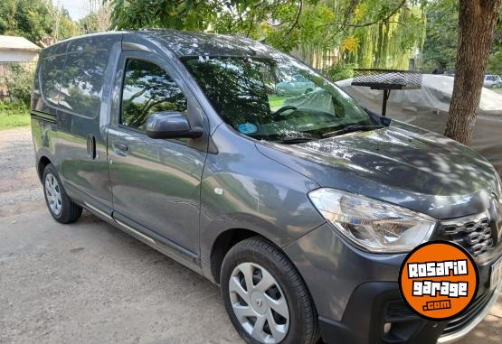 Utilitarios - Renault Kangoo 2018 Nafta 107000Km - En Venta