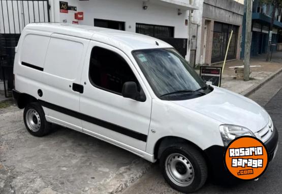 Autos - Citroen berlingo 2020 Diesel 200000Km - En Venta