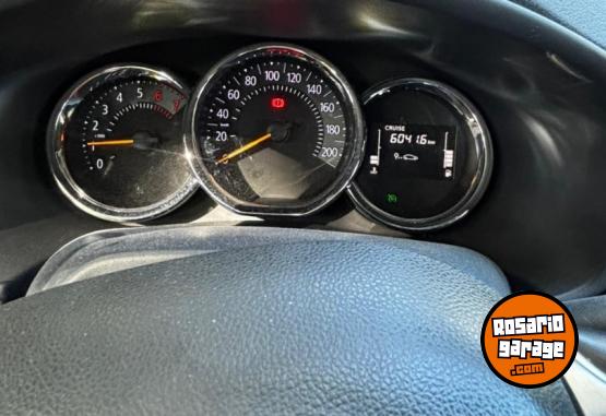 Autos - Renault sandero intens 2024 Nafta 60000Km - En Venta