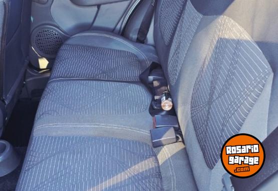 Autos - Fiat Atractive 2014 Nafta 140000Km - En Venta