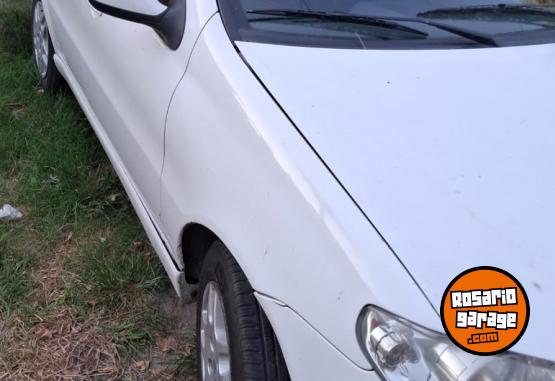 Autos - Fiat Siena 2005 Diesel 111111Km - En Venta