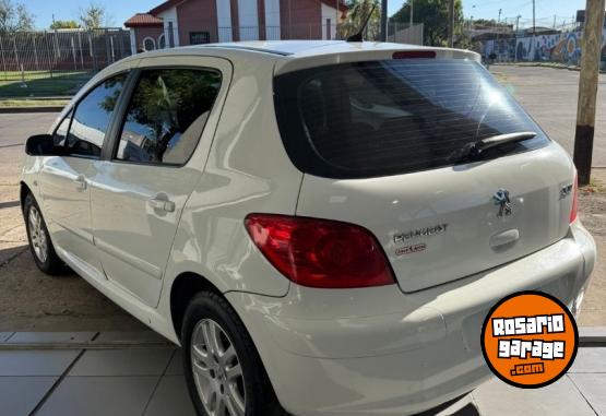 Autos - Peugeot 307 2010 Nafta 179000Km - En Venta