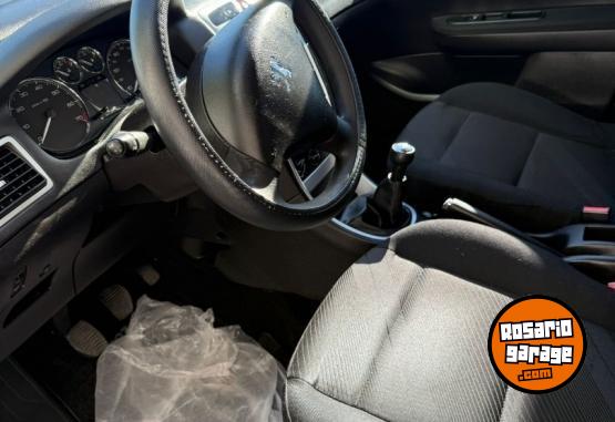 Autos - Peugeot 307 2010 Nafta 179000Km - En Venta