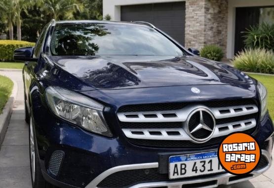 Autos - Mercedes Benz Gla 200 1.6 2017 Nafta 105000Km - En Venta