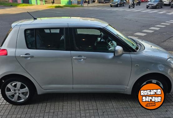 Autos - Suzuki SWIFT 1.5 2011 Nafta 110000Km - En Venta