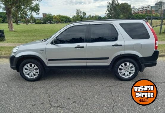 Camionetas - Honda CRV LX 2006 Nafta 230000Km - En Venta