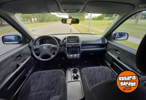 Camionetas - Honda CRV LX 2006 Nafta 230000Km - En Venta