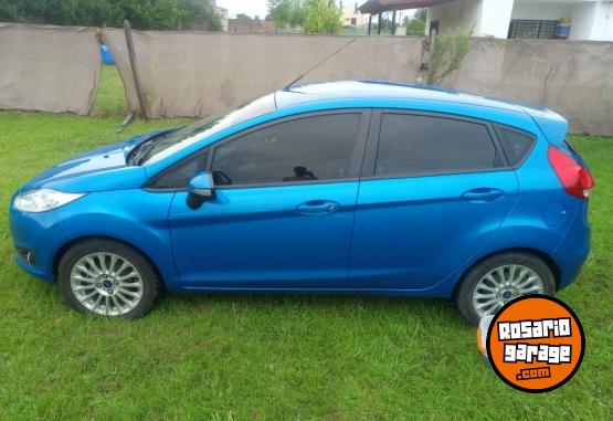 Autos - Ford Fiesta 2017 Nafta 100000Km - En Venta