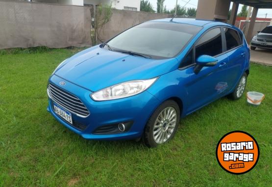 Autos - Ford Fiesta 2017 Nafta 100000Km - En Venta