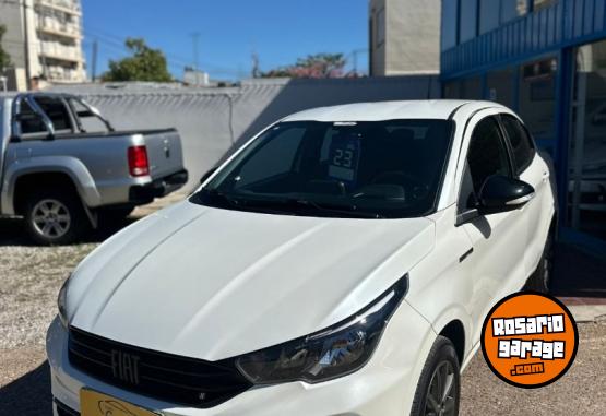 Autos - Fiat Cronos drive s-design 1,3 2023 Nafta 69000Km - En Venta