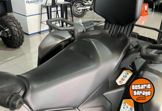Cuatris y UTVs - Can Am Outlander 700 MAX XT 2024  1200Km - En Venta