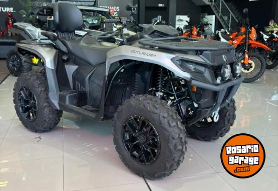 Cuatris y UTVs - Can Am OUTLANDER 700 MAX XT 2024  1200Km - En Venta
