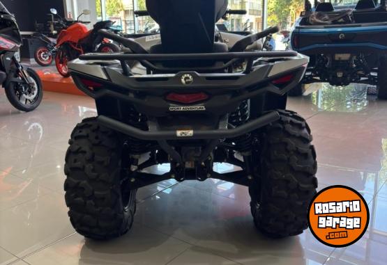 Cuatris y UTVs - Can Am OUTLANDER 700 MAX XT 2024  1200Km - En Venta