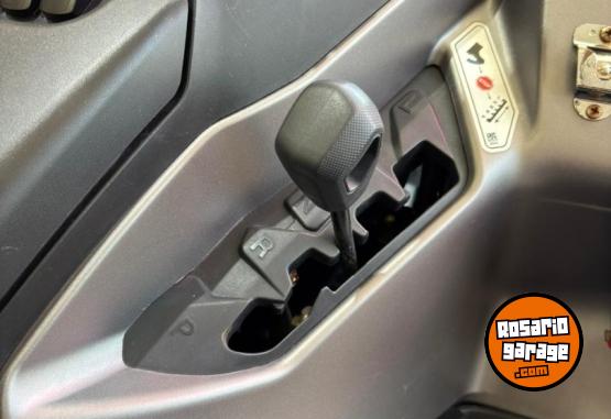 Cuatris y UTVs - Can Am OUTLANDER 700 MAX XT 2024  1200Km - En Venta