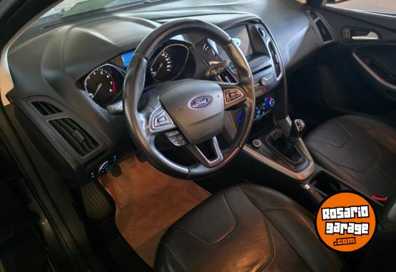 Autos - Ford Focus 2.0 SE mt , 4p seda 2018 Nafta 94400Km - En Venta