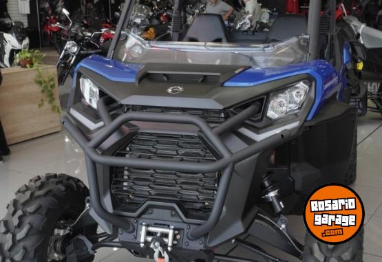 Cuatris y UTVs - Can Am COMMANDER XT 1000 R 2023  1Km - En Venta