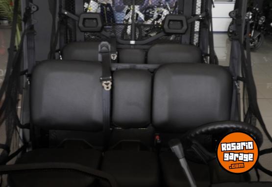 Cuatris y UTVs - Can Am HD9 MAX DPS 2026  0Km - En Venta