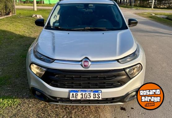 Utilitarios - Fiat TORO FREEDOM 4X2 MANUAL 2017 Diesel 179000Km - En Venta