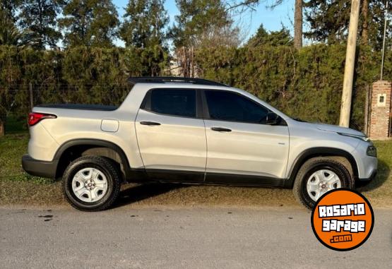 Utilitarios - Fiat TORO FREEDOM 4X2 MANUAL 2017 Diesel 179000Km - En Venta