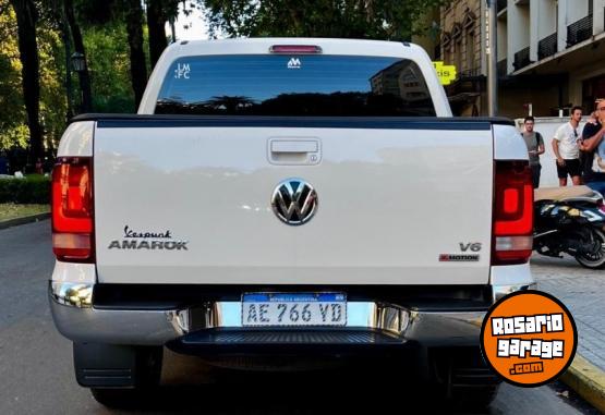 Camionetas - Volkswagen AMAROK V6 3.0 HIGHLINE 2021 Diesel 155000Km - En Venta