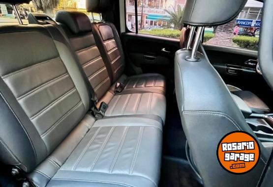 Camionetas - Volkswagen AMAROK V6 3.0 HIGHLINE 2021 Diesel 155000Km - En Venta