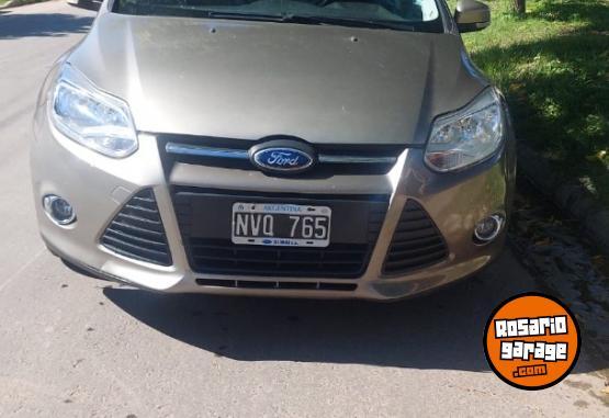 Autos - Ford FOCUS SE PLUS 2.0 2014 Nafta 129000Km - En Venta