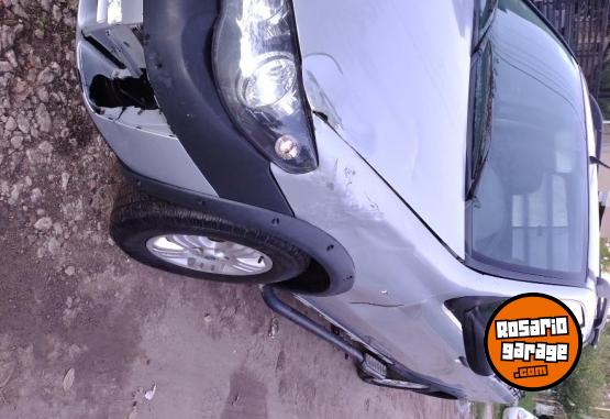 Utilitarios - Fiat Strada adventure 2006 GNC 266000Km - En Venta